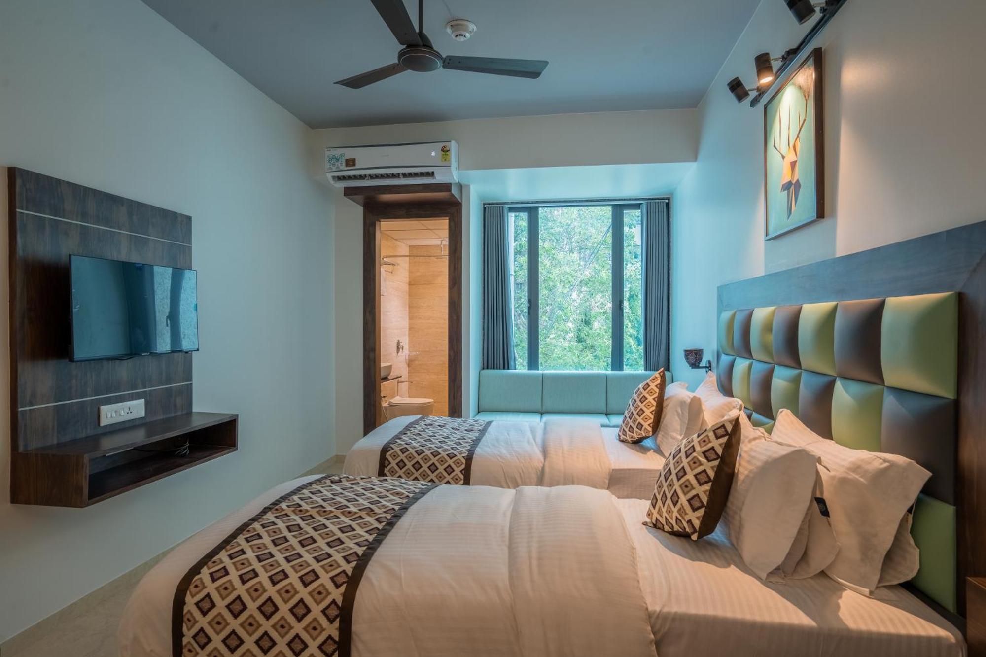 Hotel El Classico Rajkot Ngoại thất bức ảnh